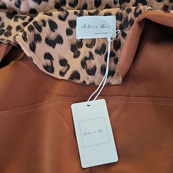Active USA Leopard Print Moto Jacket - Picture 9 of 12